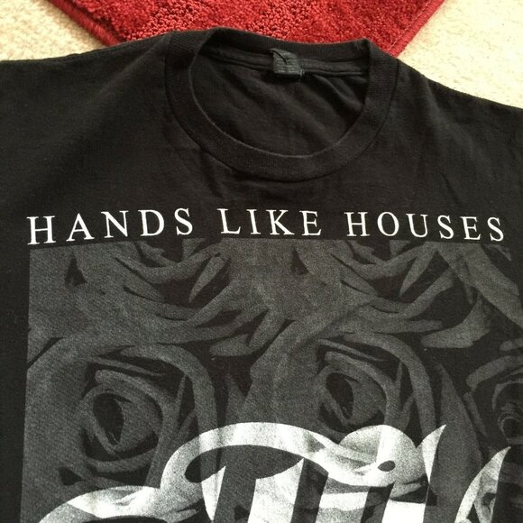 Hands Like Houses T-Shirt Size S Graphic Band Tee Post-Hardcore Rock Australian - Picture 3 of 8